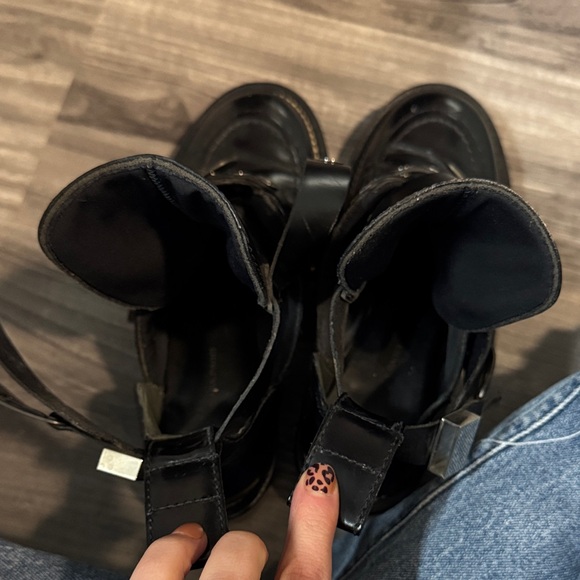 Balenciaga Ceinture Ankle Boots size 35.5 black leather cutout Straps - Picture 8 of 8
